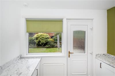 13 Leuchatsbeath Drive, Cowdenbeath, KY4 9SE - image 7