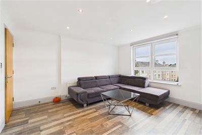 5B, 10 Loaning Road, Restalrig, Edinburgh EH7 6JE - image 2