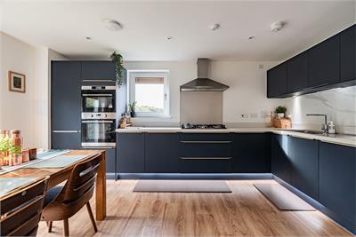 10/3 Firecrest Cruik, Edinburgh, EH4 8GW - image 8