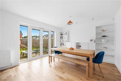 19 Bracken Road, Dunfermline, KY11 8PS - image 4