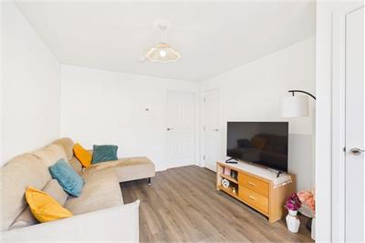 19 Firecrest Cruik, Cammo, Edinburgh EH4 8GR - image 3