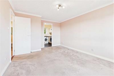 2/6 South Mellis Park, Craigentinny, Edinburgh, EH8 7TP - image 3