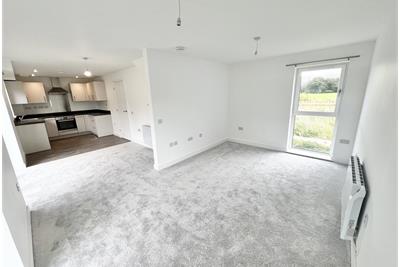 24 Benlister Road, Lamlash, Isle of Arran, KA27 8LW - image 2