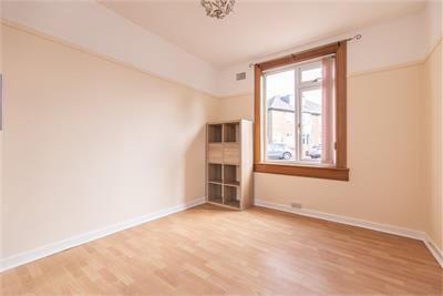35 Broomside Terrace, Edinburgh, EH12 7LZ - image 6