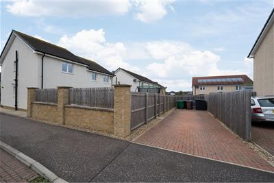 11 Curlew Way, Inverkeithing, KY11 1FF - image 25