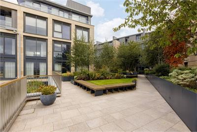 Apartment 28, Pavilion B, New Eidyn, St James Place, Edinburgh, EH1 3BP - image 1