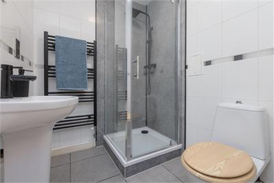 41 Trafalgar Lane, Edinburgh, EH6 4DJ - image 15