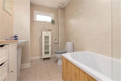 41 Trafalgar Lane, Edinburgh, EH6 4DJ - image 18