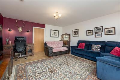41 Trafalgar Lane, Edinburgh, EH6 4DJ - image 4