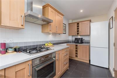 41 Trafalgar Lane, Edinburgh, EH6 4DJ - image 5