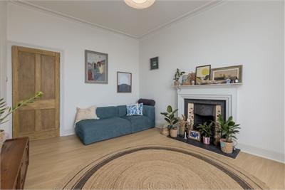 5/8 Lower Granton Road, Trinity, Edinburgh, EH5 3RX - image 5
