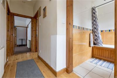 67 Pilton Crescent, EH5 2HT - image 17