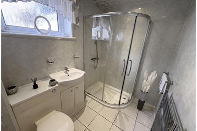 25 Dalmahoy Way, Kilwinning, KA13 6QF - image 17