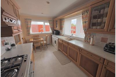 25 Dalmahoy Way, Kilwinning, KA13 6QF - image 8