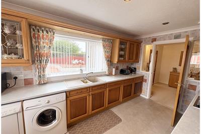 25 Dalmahoy Way, Kilwinning, KA13 6QF - image 9