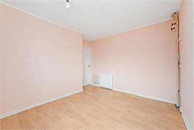 22 Dolphin Avenue, Currie, Edinburgh, EH14 5RL - image 14