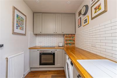 38 Granton Place, Edinburgh, EH5 1AP - image 7