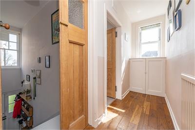 38 Granton Place, Edinburgh, EH5 1AP - image 9