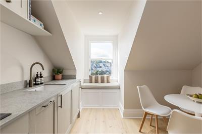 9 (2F), Queensferry Terrace, West End, Edinburgh, EH4 3EQ - image 5
