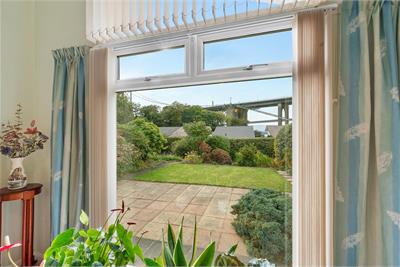 30 Inchcolm Drive, North Queensferry, Inverkeithing, KY11 1LD - image 4