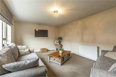 19 Allerley Crescent, Jedburgh, TD8 6JX - image 4