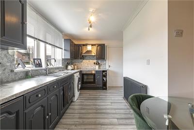 19 Allerley Crescent, Jedburgh, TD8 6JX - image 5