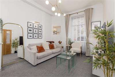 32 (flat 2), Buchanan Street, Leith, Edinburgh, EH6 8RE - image 2