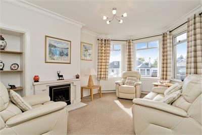 3 Marionville Avenue, Edinburgh, EH7 6AT - image 2