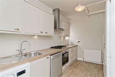 3 Marionville Avenue, Edinburgh, EH7 6AT - image 5