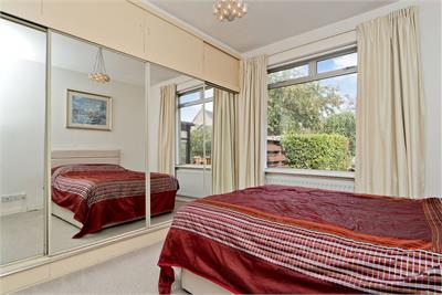 3 Marionville Avenue, Edinburgh, EH7 6AT - image 6