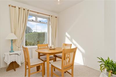 3 Marionville Avenue, Edinburgh, EH7 6AT - image 7