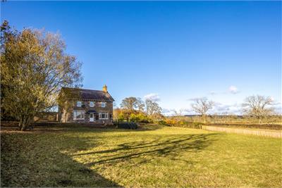 Newlands Farm House, Denholm, Hawick, TD9 8PY - image 2