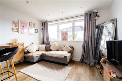 1/17 East Pilton Farm Crossway, Edinburgh, EH5 2QG - image 2