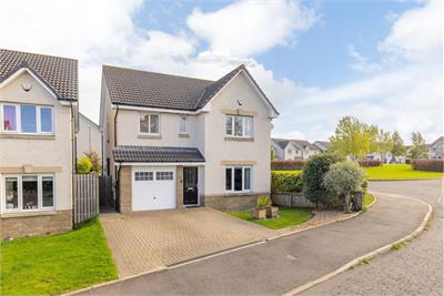 28 Balcomie Gardens, Kirkliston, EH29 9GD - image 1