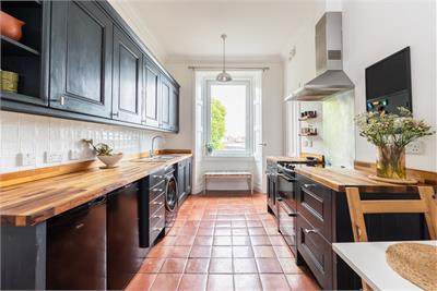 108/8 Comiston Road, Edinburgh, EH10 5QL - image 5