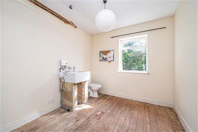 The Shieling, Bogside, FK10 3QD - image 17