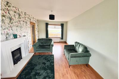 32 Clark Crescent, Stevenston, KA20 3LZ - image 2