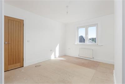 98 Arthur Street, Dunfermline, KY12 0JJ - image 2