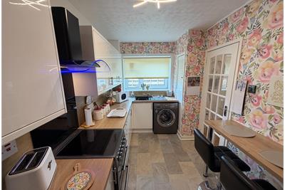 6/6 Simpson Heights, 48 Drygate, Glasgow, G4 0XU - image 9