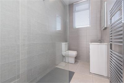 9 Shandon Street, Edinburgh, EH11 1QH - image 7