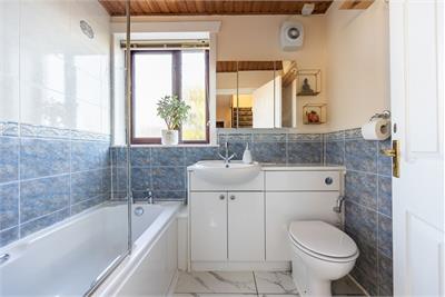 10 Craigour Crescent, Edinburgh, EH17 7PL - image 19