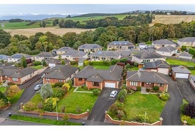 32 Clune Road, Gowkhall, Dunfermline KY12 9NZ - image 27