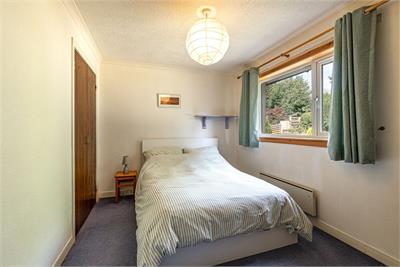 19 Vine Street, Clovenfords, TD1 3LU - image 12