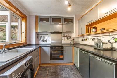19 Vine Street, Clovenfords, TD1 3LU - image 8