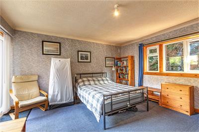 19 Vine Street, Clovenfords, TD1 3LU - image 10
