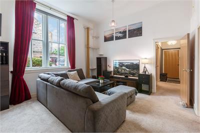 17/1 Upper Hermitage, Edinburgh EH6 8DP - image 3