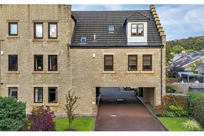 35 Weirs Gate, Strathaven, ML10 6LD - image 29