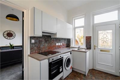 45 Station Road, Newbridge, EH28 8PT - image 3