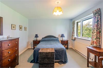 14 Woodfield Park, Edinburgh, EH13 0RB - image 19