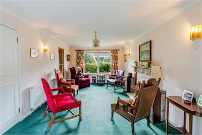 14 Woodfield Park, Edinburgh, EH13 0RB - image 4